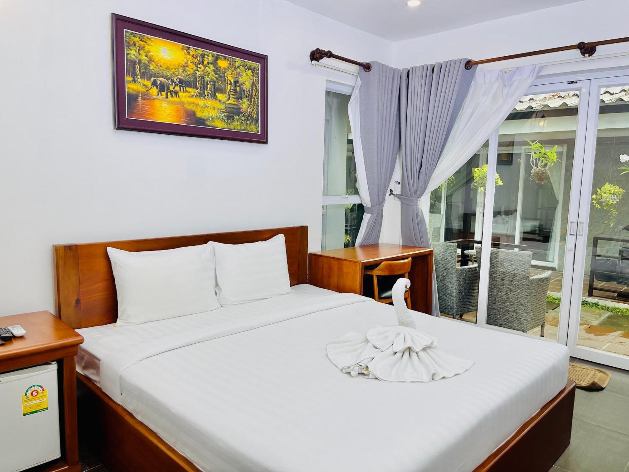 Sea Breeze Resort Сіануквіль Екстер'єр фото